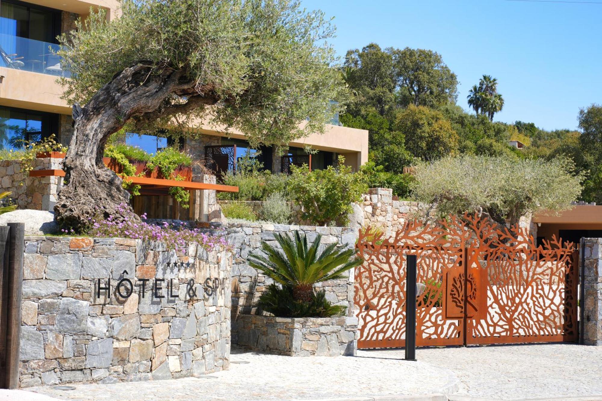 Les Regalia Hotel & Spa Sainte-Lucie de Porto-Vecchio Exterior photo