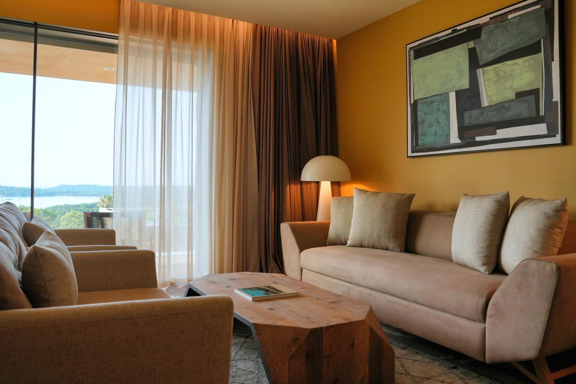 Les Regalia Hotel & Spa Sainte-Lucie de Porto-Vecchio Exterior photo